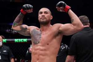 Карлос Ульберг определился, с кем хочет бой из пары Анкалаев – Перейра