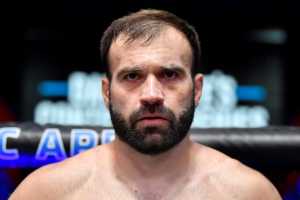 Мурзаканов подерётся с Рибейро 8 июня на UFC 316
