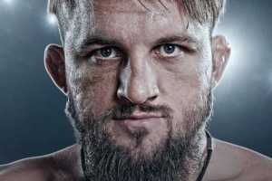 Владислав Ковалев победил Александра Шлеменко на RCC MMA 22