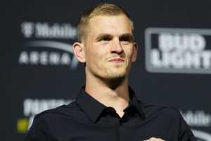 Йен Гэрри о новом чемпионе UFC: «Оставлю его без ушей»