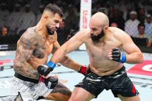 Анатолий Малыхин оценил карьерные перспективы Азамата Мурзаканова