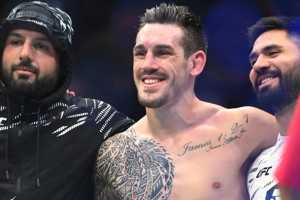 Брендан Аллен отчитал Дрикуса Дю Плесси: «Чего же ты молчишь?»