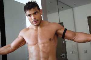 Пауло Коста заявил, что Ренье Де Риддер отказался от боя с ним в пользу Аллена