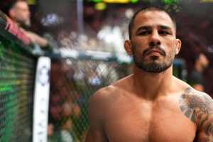 Алехандре Пантожа хочет видеть Чарльза Оливейру в рамках полусреднего веса