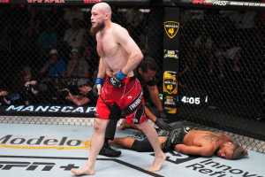 Фахретдинов подписал новый контракт с UFC и получил соперника на следующий бой