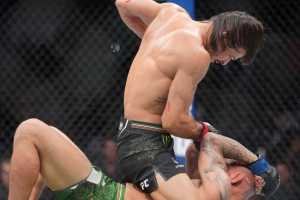 Бойцы UFC отреагировали на финиш в бою Диего Лопеса против Джина Сильвы