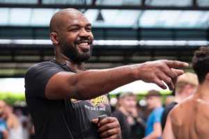 Джон Джонс готов вернуться к тренировкам ради супербоя с Нганну: «Это вам не чемпион vs говорящая голова»