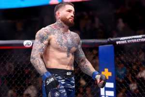 Шон Брэди объяснил, почему согласился на бой с непобежденным Моралесом вместо титула