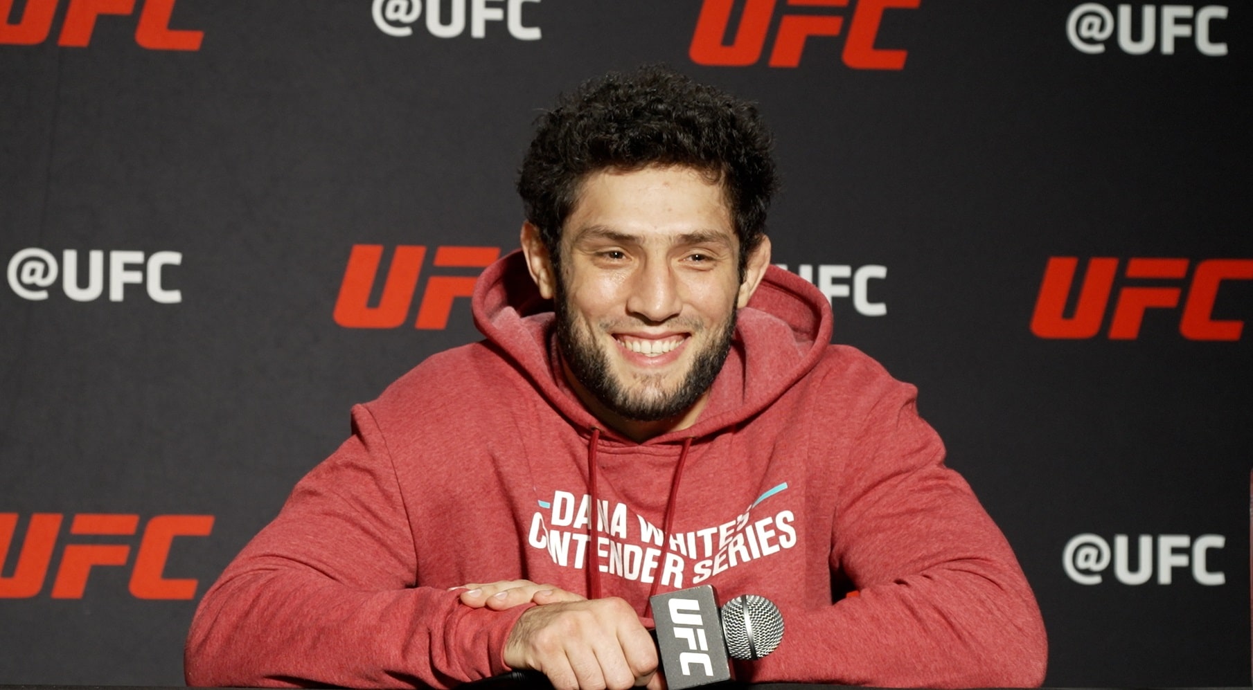 Икраму Алискерову назначен дебютный бой в UFC