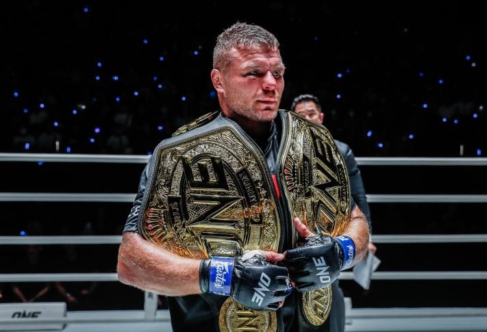 Анатолий Малыхин намерен драться в ONE FC до конца карьеры