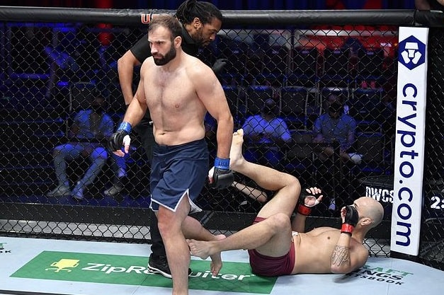 Мурзаканов возвращается в октагон 2 декабря на ивенте UFC Fight Night
