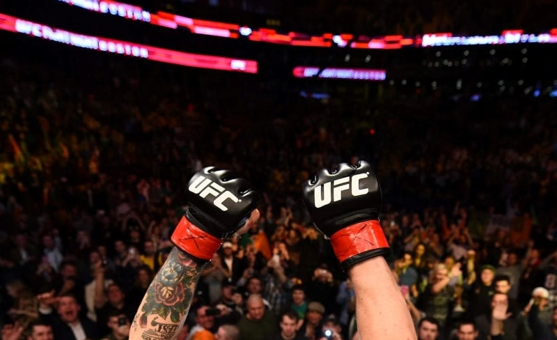 Западные болельщики шокированы ценами билетов на турнир UFC 299