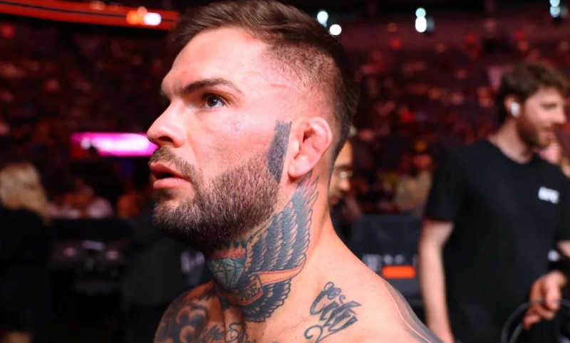 Экс-чемпион UFC вернется в клетку 14 июня на турнире в Атланте