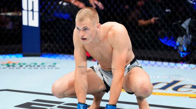 Йен Гэрри уверен, что весь полусредний дивизион UFC «подвинется», если Махачев захочет титульный бой