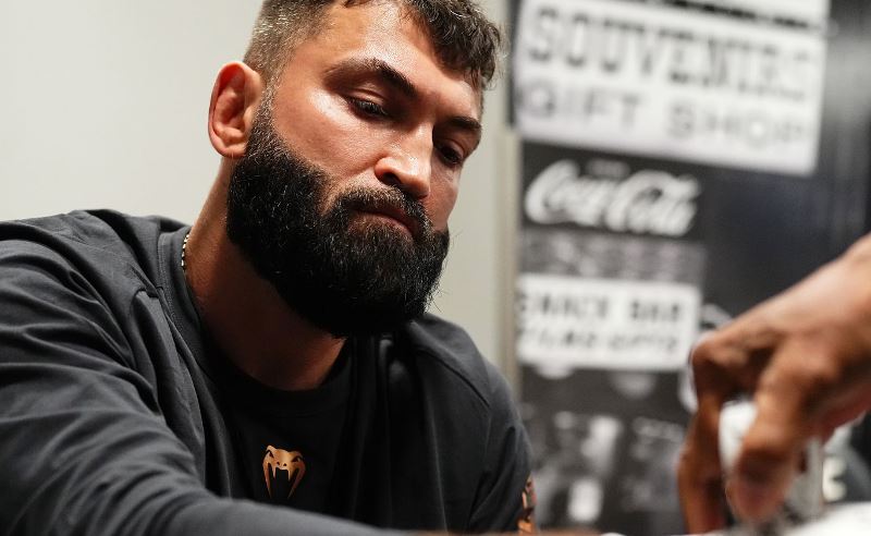 Экс-чемпион UFC, Андрей Орловский 21 июня дебютирует в боях на голых кулаках