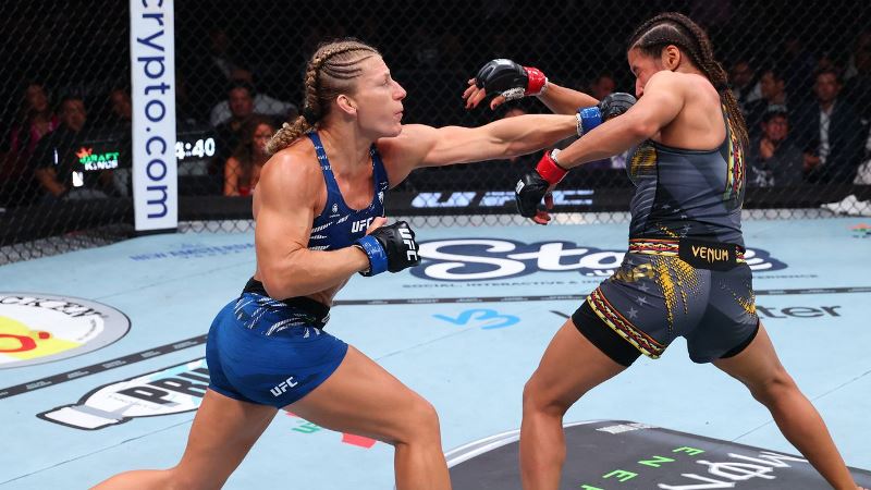 Кайла Харрисон стала новой чемпионкой UFC в легчайшем весе