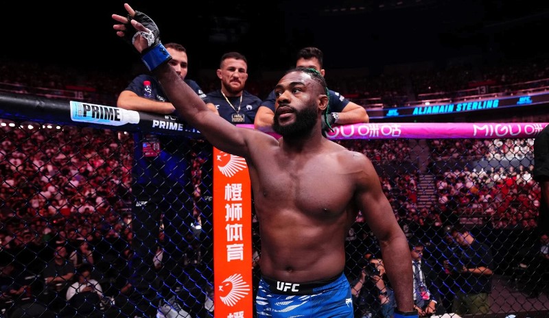 Алджамейн Стерлинг вызвал Волкановски, но был высмеян Лероном Мерфи