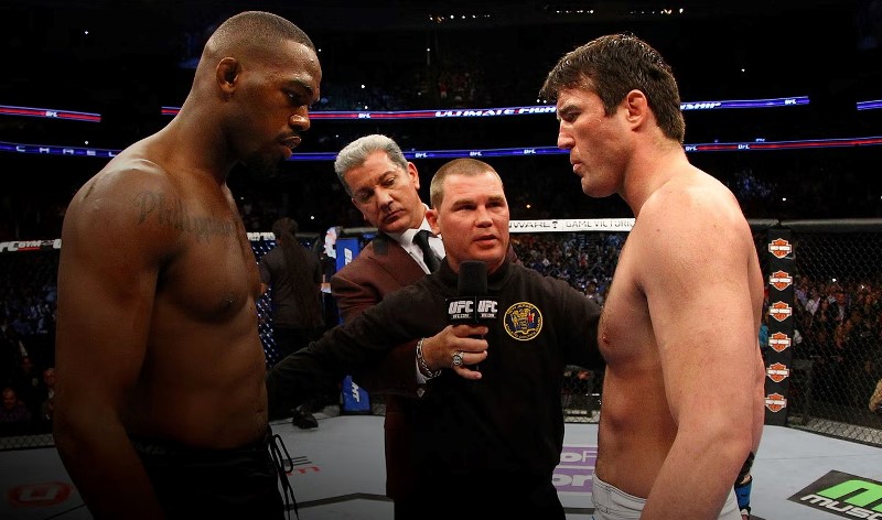 Аналитик о бое Джонса в Белом доме: «Он не имеет права занимать чужое место»