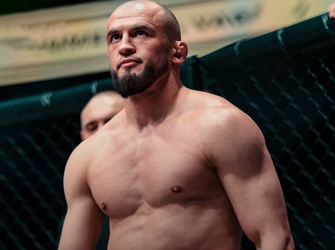 Альберт Туменов финишировал Винишиуса Круза техническим нокаутом в главном событии ивента АСА 191