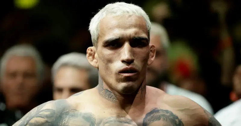 Чарльз Оливейра намерен начать переговоры с UFC о бое с Холлоуэем в кратчайшие сроки